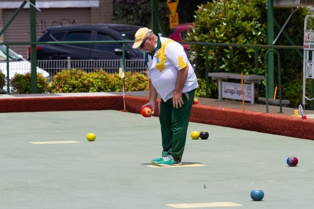 Bowls Warragul v TraralgonD iv 1 - 18122021