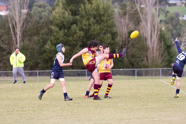 Football WGJFL (U12's) Drouin Gold Vs. Warragul Blues - 05.06.2021