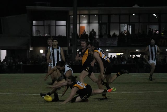 Football Lang Lang Vs. Poowong Seniors - 02.04.21 