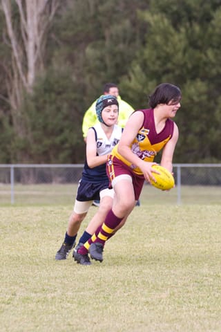 Football WGJFL (U12's) Drouin Gold Vs. Warragul Blues - 05.06.2021