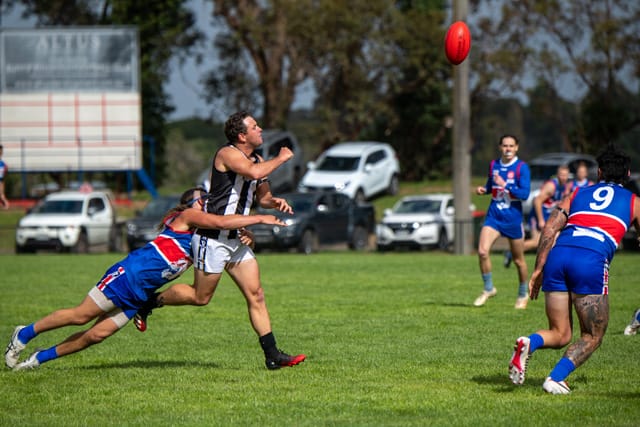 Football- Bunyip Vs Dalyston (Seniors) 10-04-21 