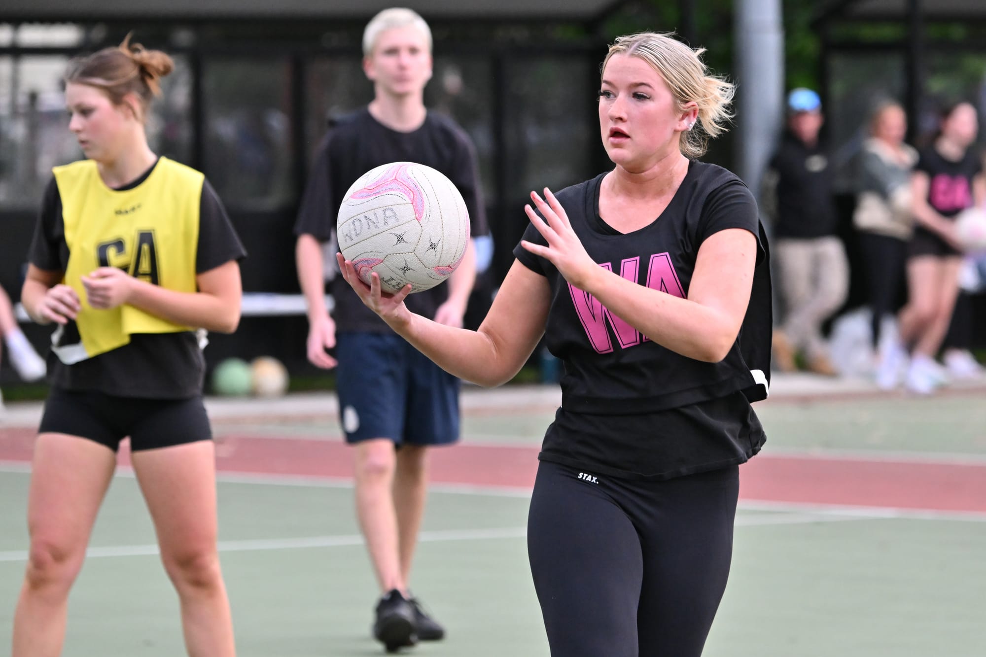 Monday Night Netball: Under 17 mixed division 1, Frisky Flamingoes vs Patricks Horses - November 24, 2025
