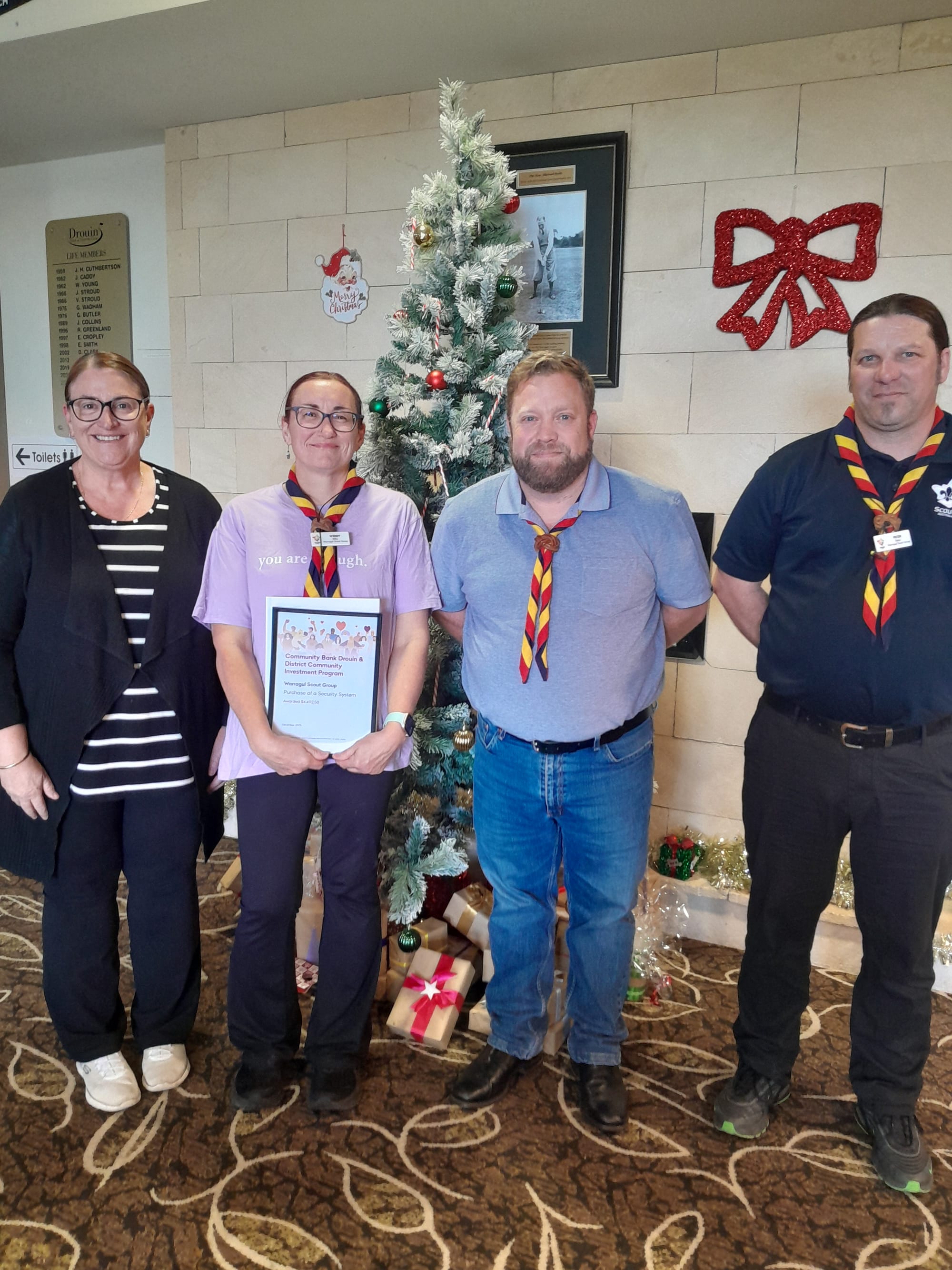 Bank distributes $34,000 in grants