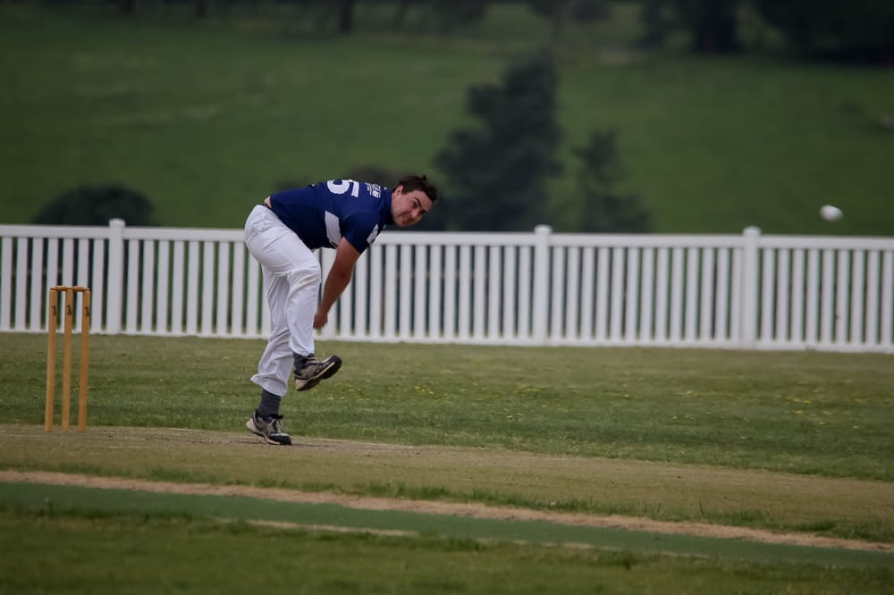 Stags stun Titans in division three post image