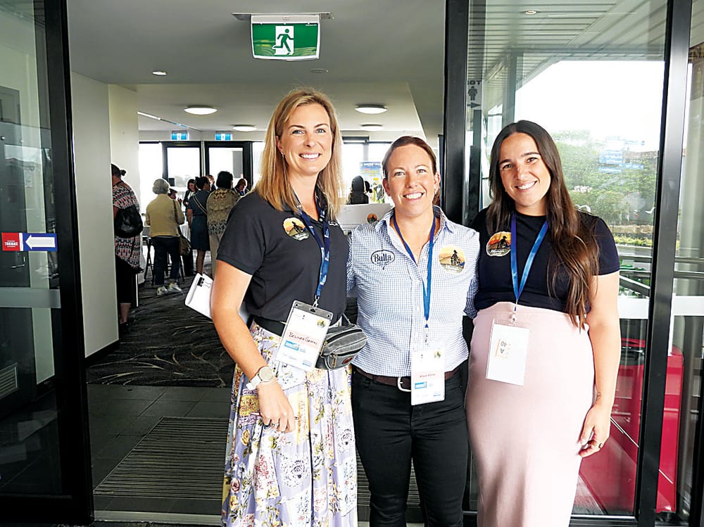 Record crowd celebrates women in dairy post image