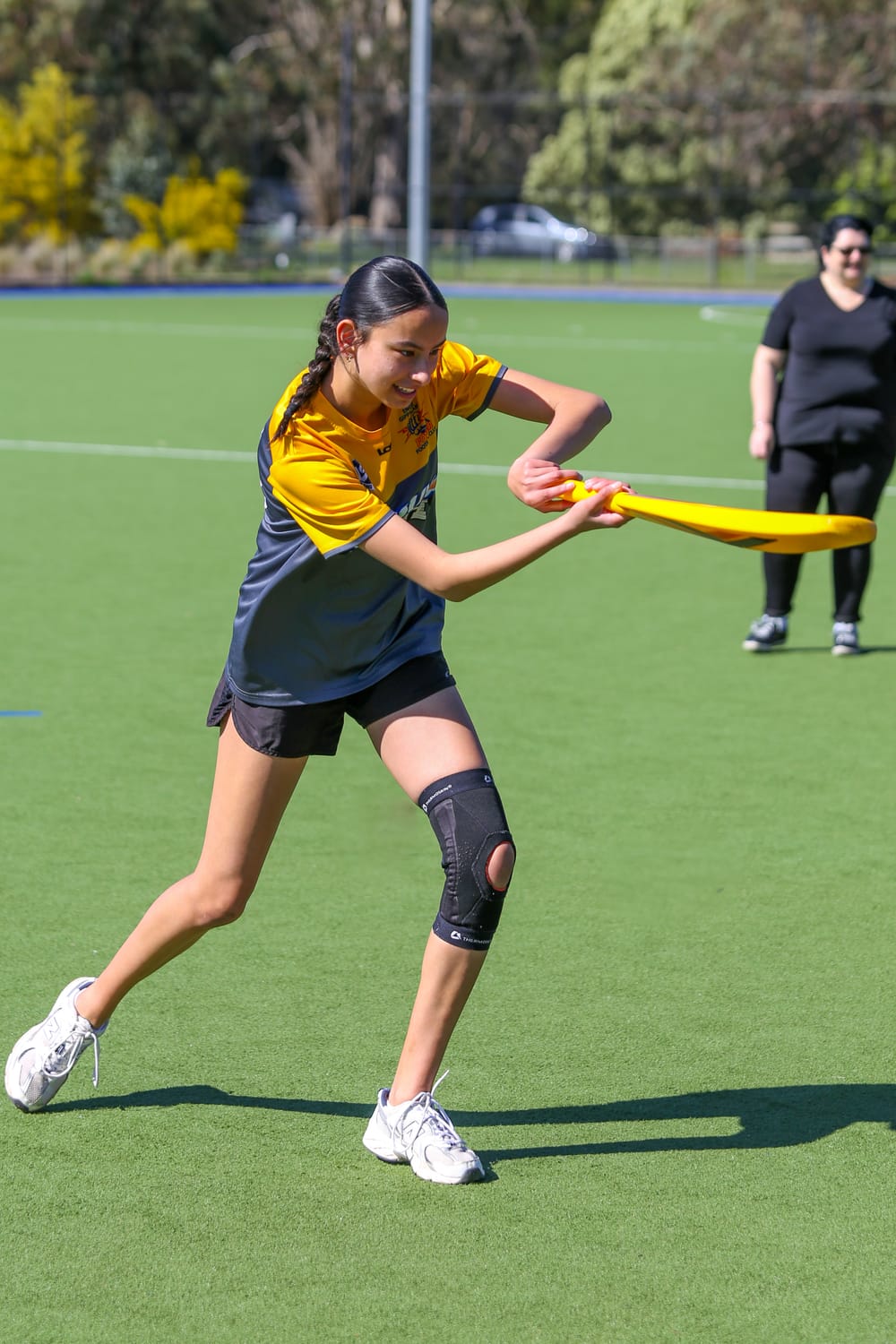 Girls get into cricket post image
