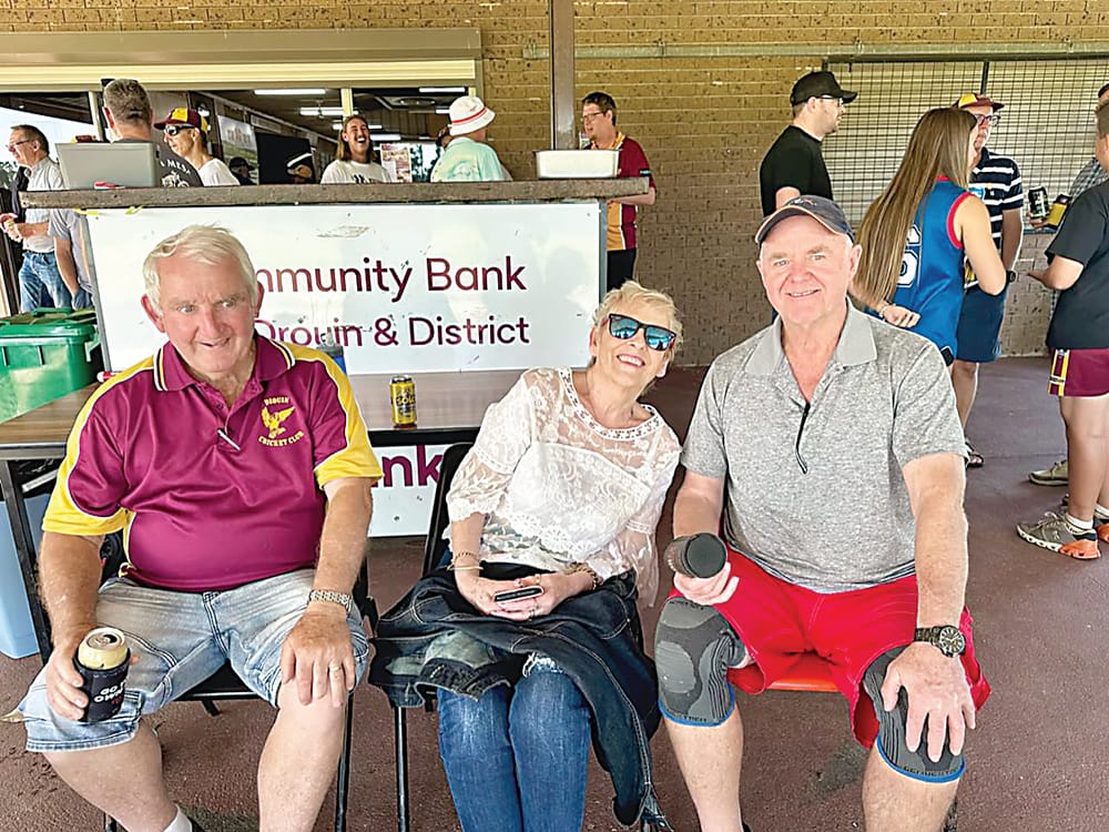 Past players reunite at Drouin post image