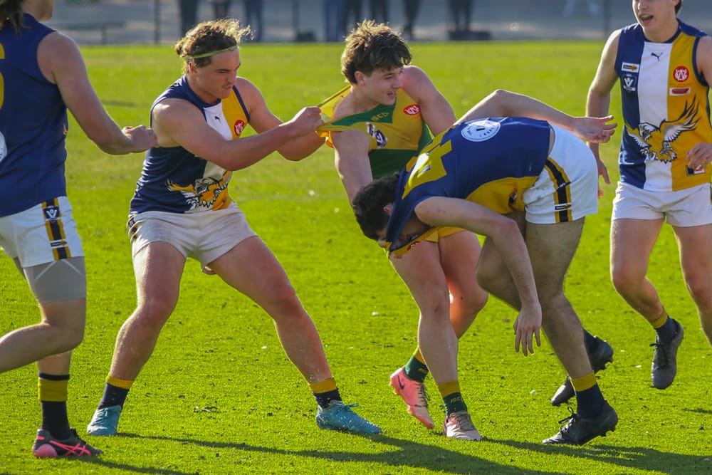 Stars fail to fire a shot post image