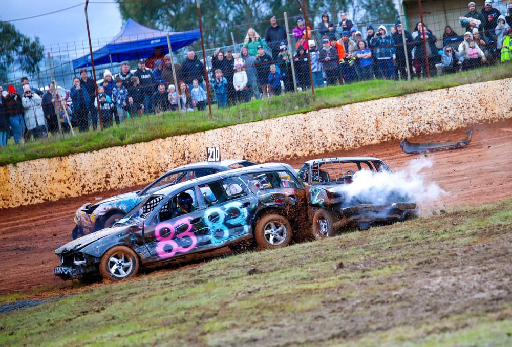 Demolition derby at Nyora post image