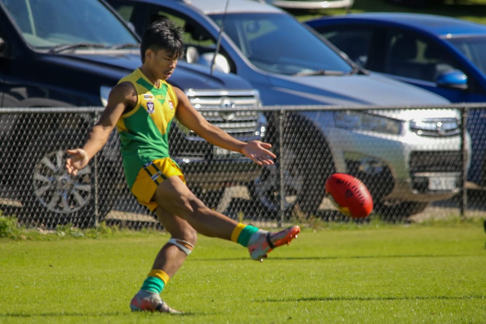 Stars shine in first win post image