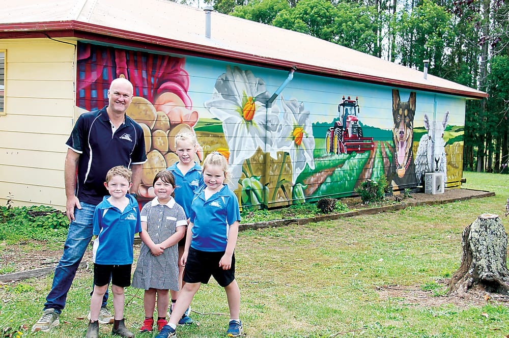 Mural captures Thorpdale's heart post image