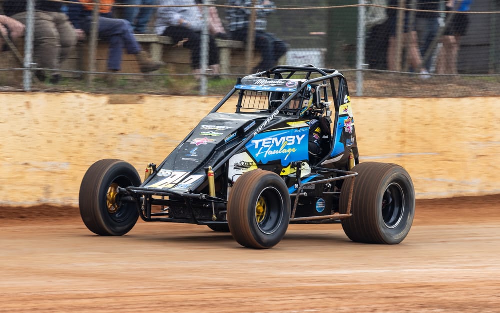 Intense racing at Speedway post image