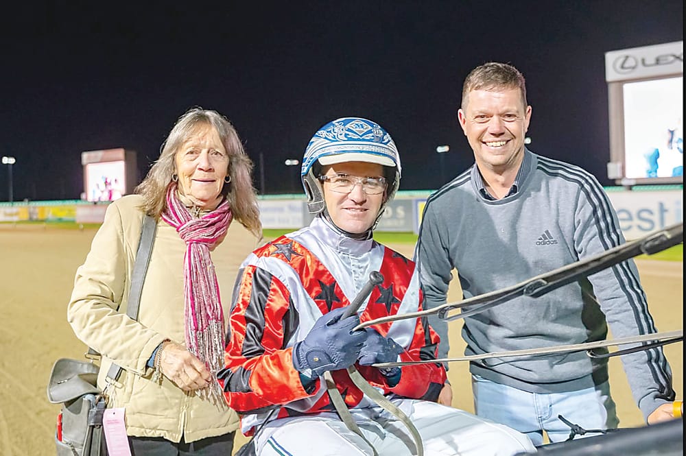 Hunter claims prize post image