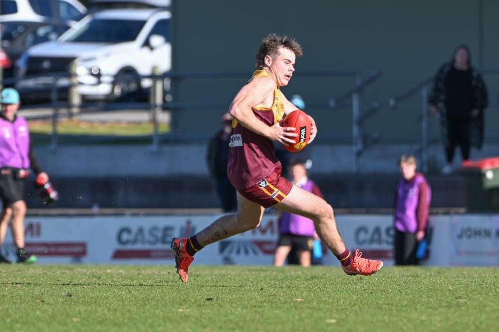 Hawks suffer Magpie massacre post image