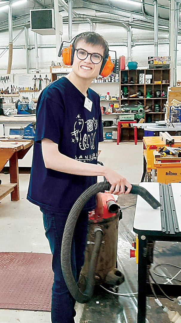 Woodies give Sam a badge post image