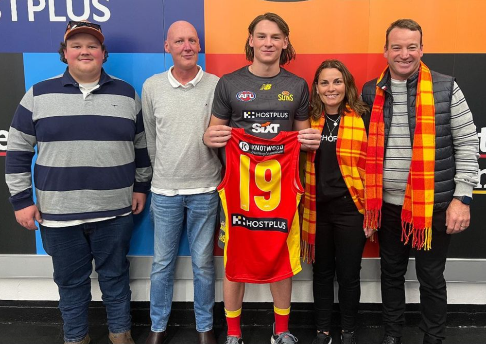 Humphrey debuts for Suns post image