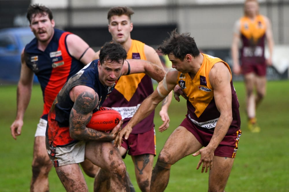Golden opportunity for Hawks, tough test for Gulls post image
