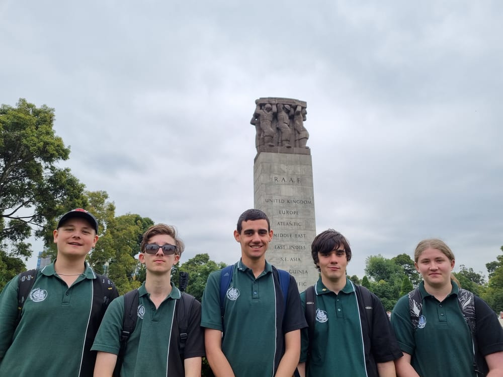 Students' early ANZAC Day ceremony post image