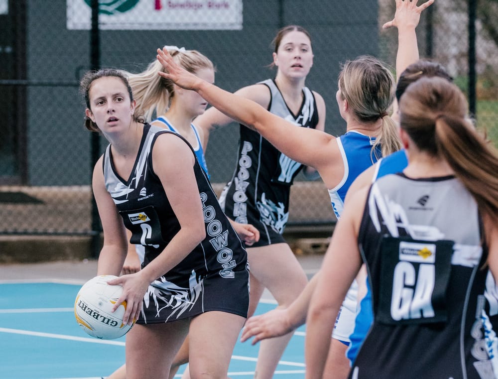 Eagles defeat Tigers in top A grade clash post image