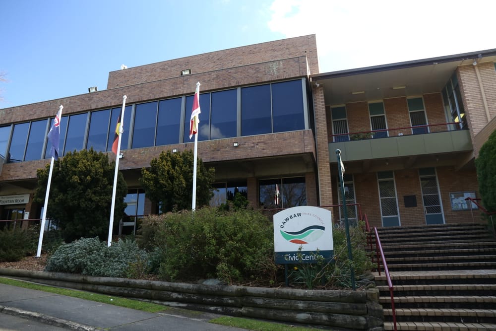 Resident takes query to VEC post image