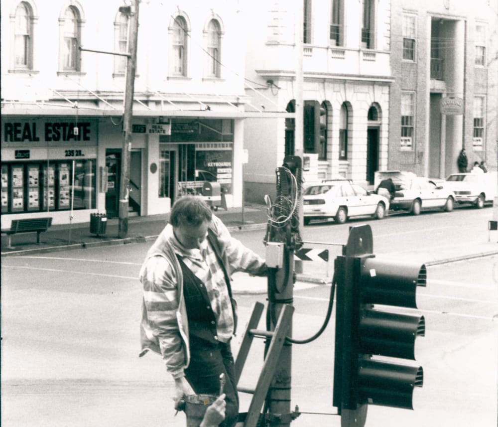 Snapshot of the past - traffic light installation post image