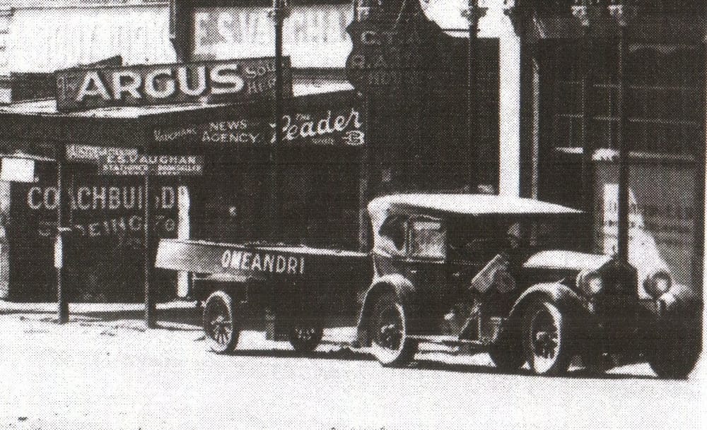 Snapshot of the past: moving a boat post image