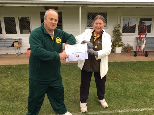 Nanette Fry named life member at Drouin Croquet Club post image
