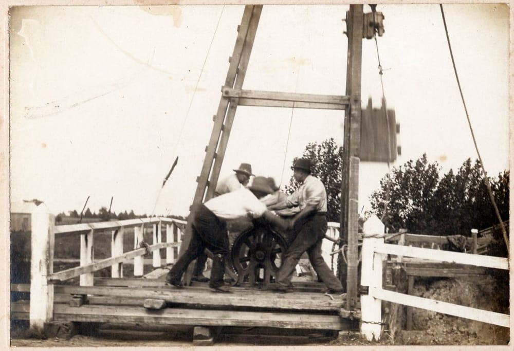 Snapshot of the past: bridge repairs post image