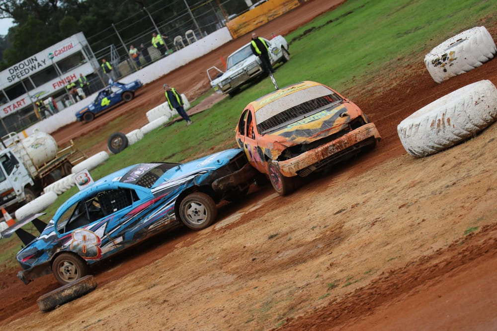 Drouin Speedway to crash and bash this week post image