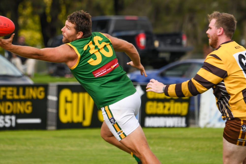 Rovers and Blues head to the "Creeks" in Mid Gippy footy post image