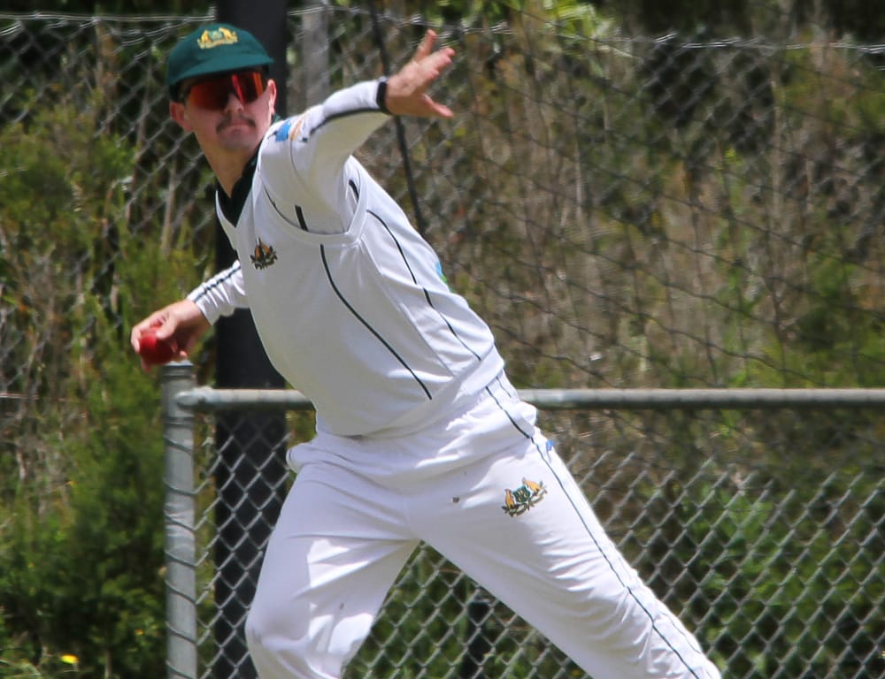 Top teams finish year in style in div one post image