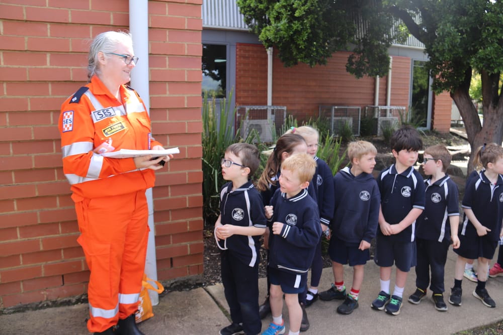 SES Visit Darnum PS post image