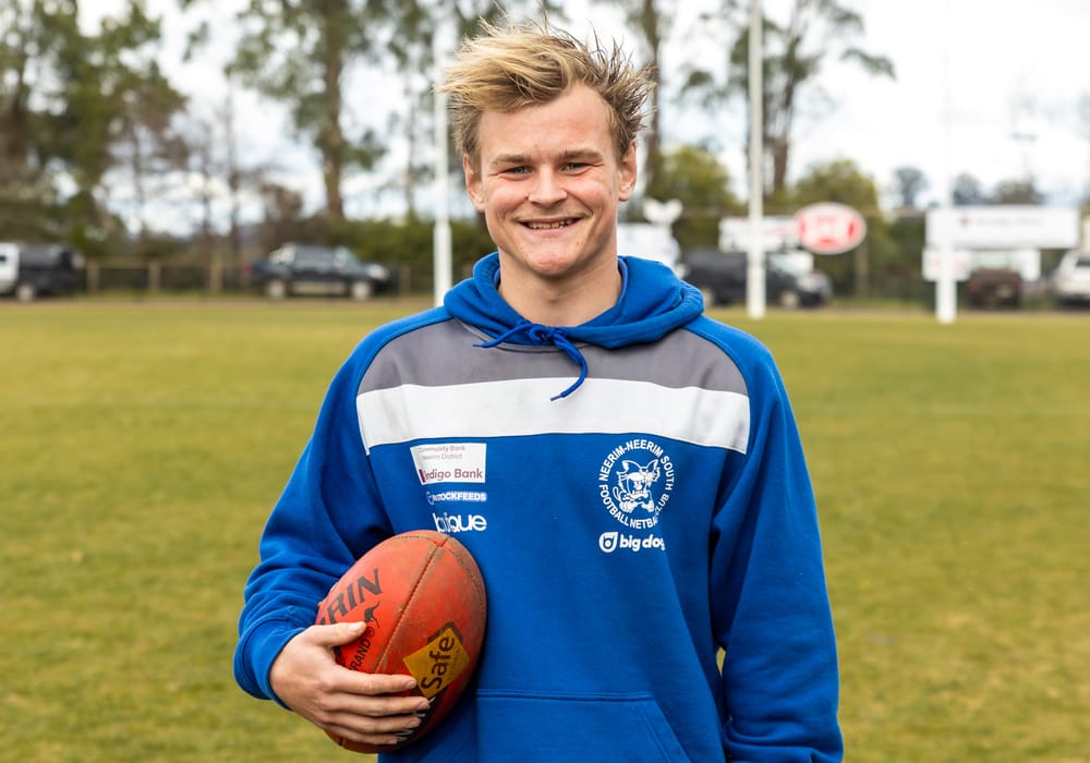 Roberts kicks 100 post image