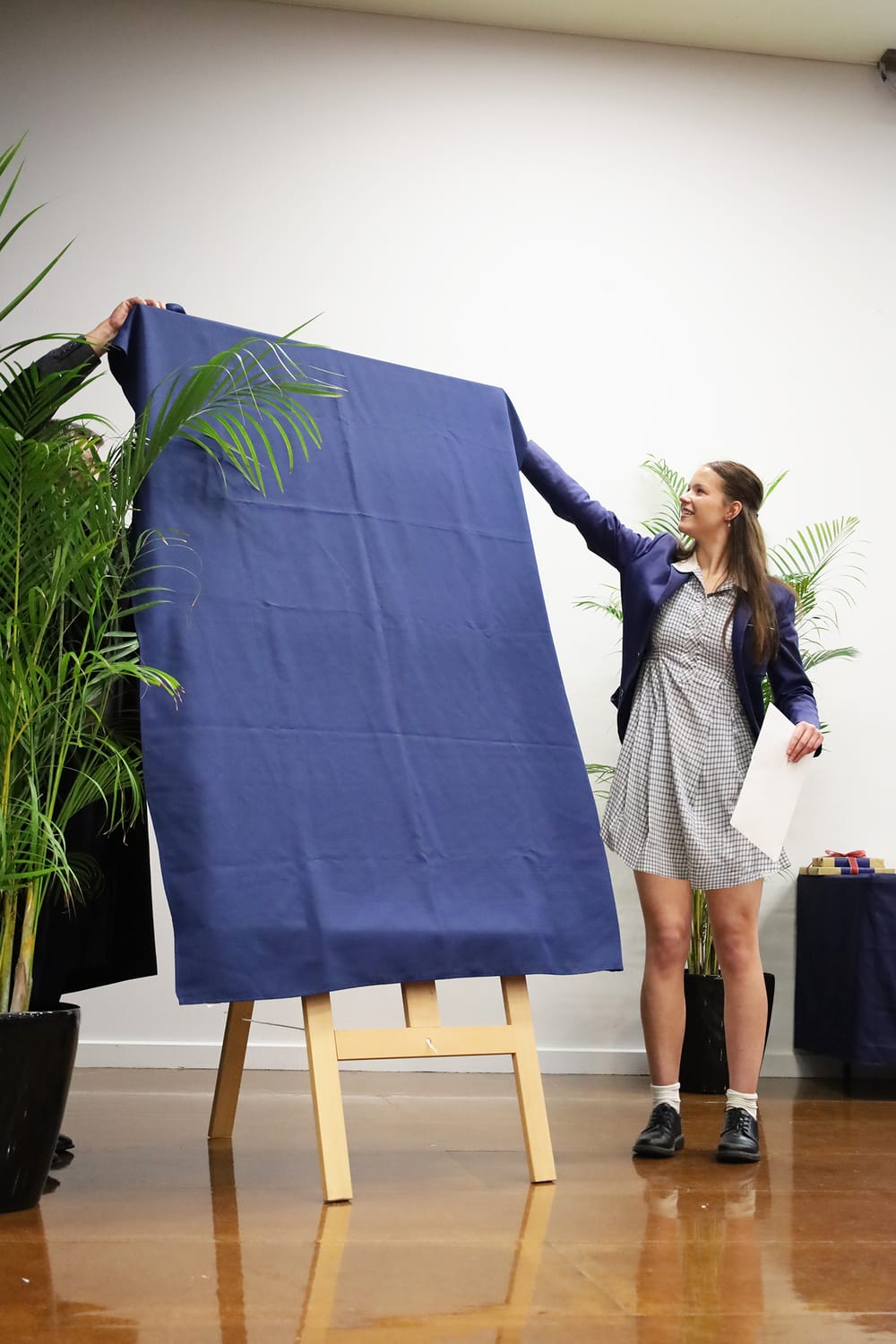 Elyse wins art award post image