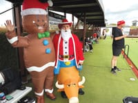 Christmas cheer on the greens post image