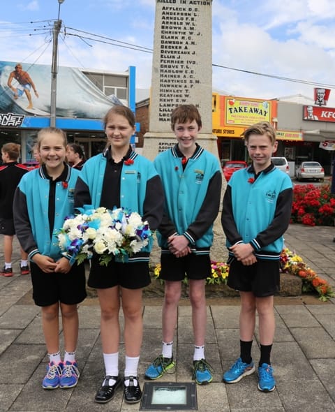 Solemn ceremony honours lives lost in war post image