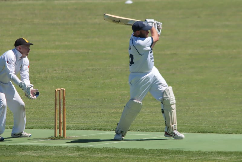 Gleeson's gallant century in division three post image