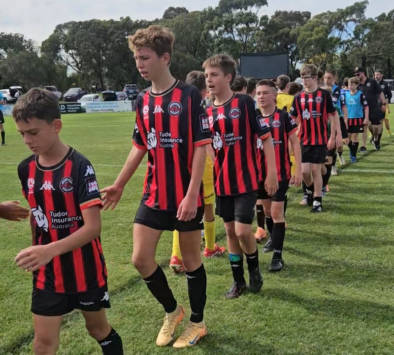 United juniors compete post image